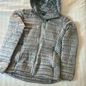 Patagonia Women's Silver Puffer Jacket